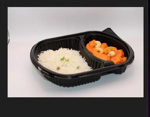 Cashew chicken curry with white rice